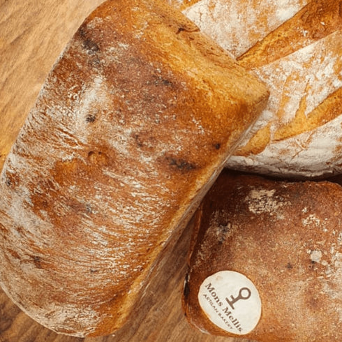 Pâine cu Mălai și Prune Uscate: Deliciu Artizanal | Mons Mellis 400g