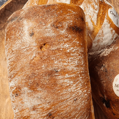 Pâine cu Mălai și Prune Uscate: Deliciu Artizanal | Mons Mellis 400g